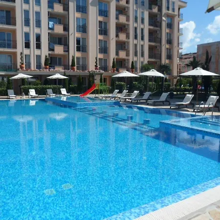 Sun & Sea Apartment *