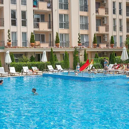 Sun & Sea Apartment *