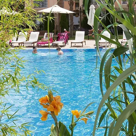 Sun & Sea Apartment *
